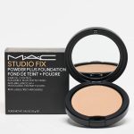 MAC Studio Fix Powder Plus Foundation 15g - (NC20)