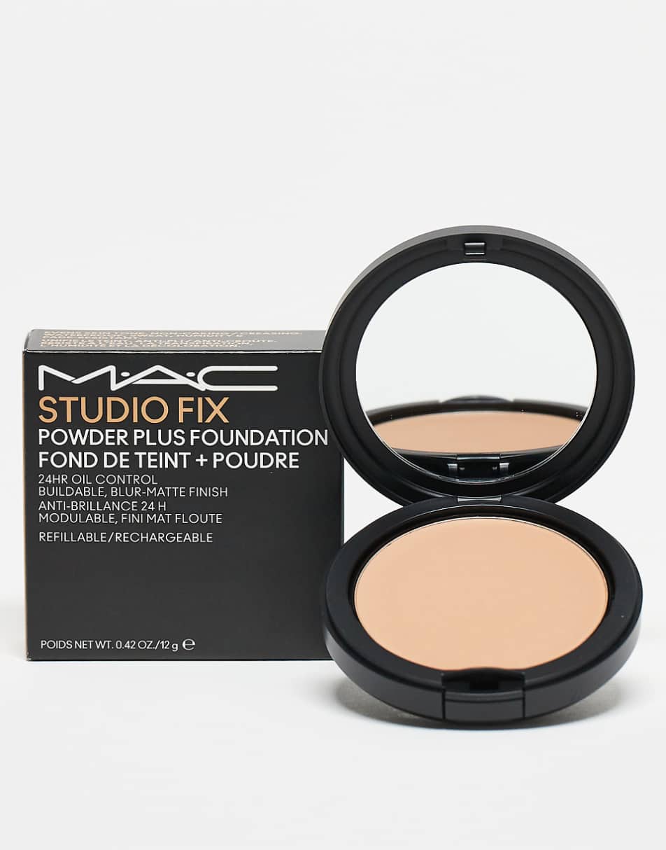 208487029-1-nw22 MAC Studio Fix Powder Plus Foundation 15g - (NC20) - Image 1