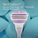 Gillette Venus Comfortglide Breeze Women's Razor Blade Refills 4 Count - Image 3