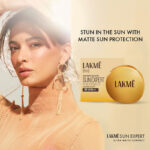 Lakme Sun Expert Ultra Matte Compact SPF 40 PA+++ (7gm) - Image 2