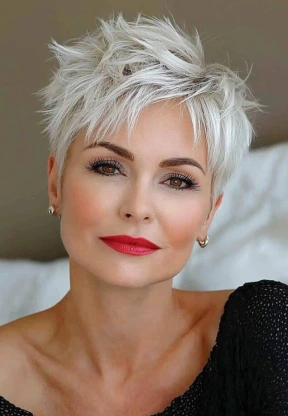 পিক্সি কাট (Pixie Cut)